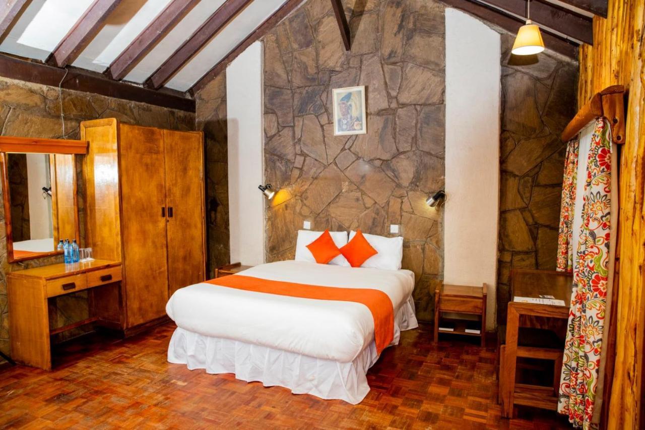 Naro Moru River Lodge Bagian luar foto