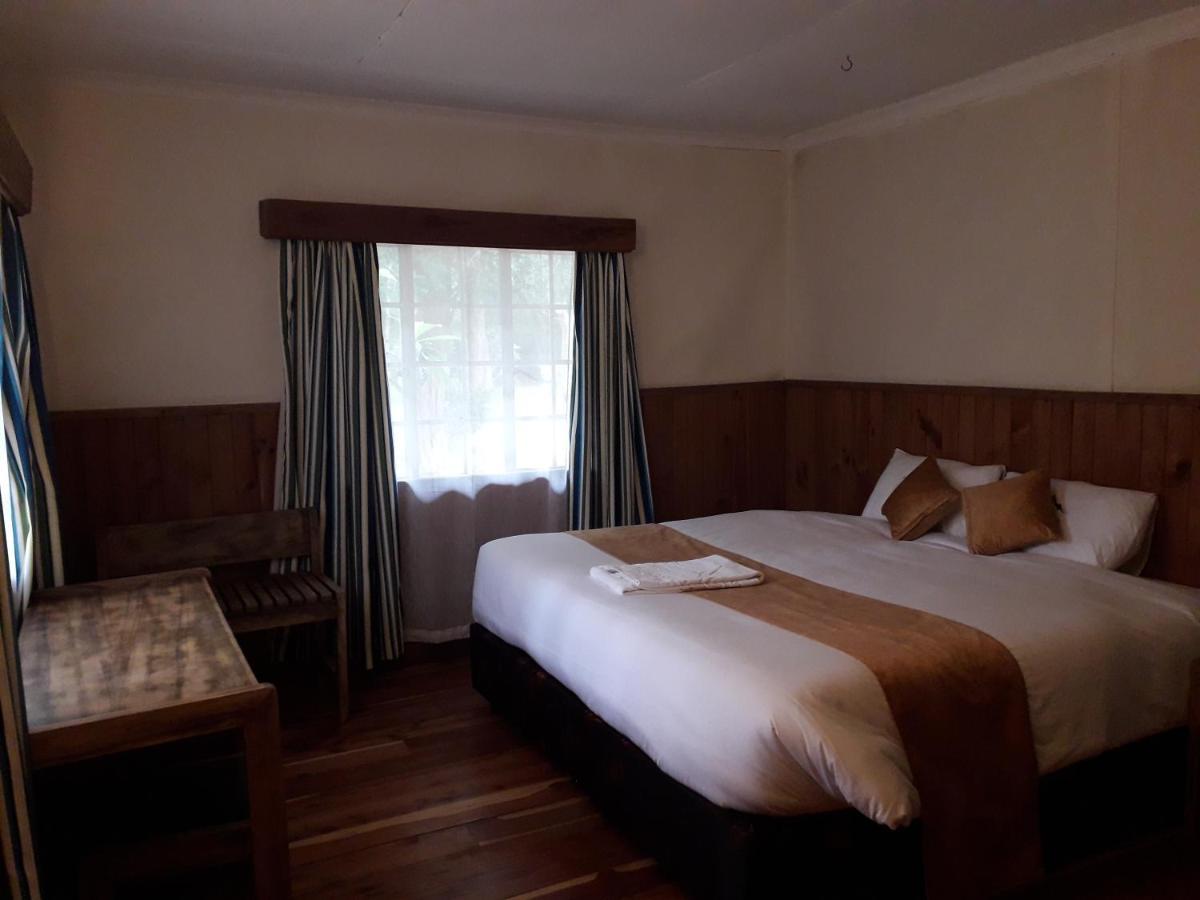 Naro Moru River Lodge Bagian luar foto