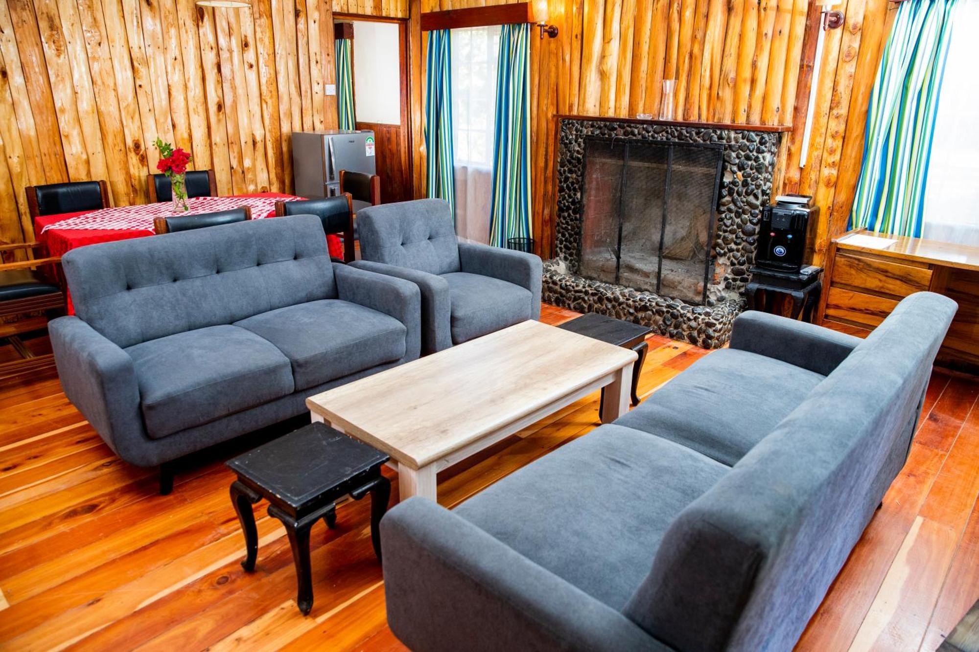 Naro Moru River Lodge Bagian luar foto